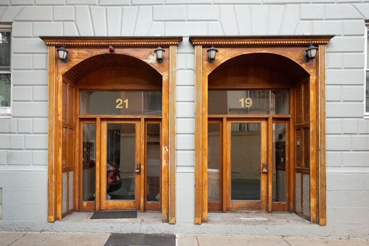 Property Photo: 21 Aberdeen St 3 MA 02215
