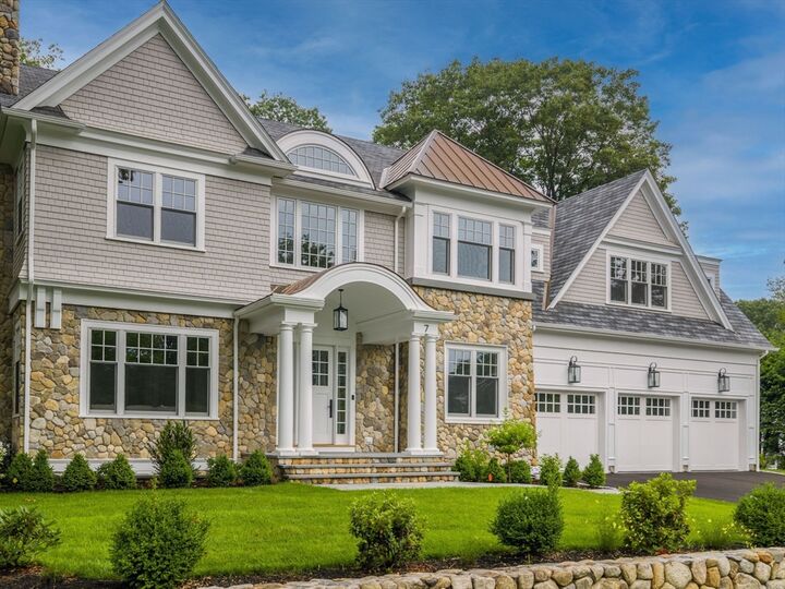 Property Photo:  7 Mountview Rd  MA 02481 