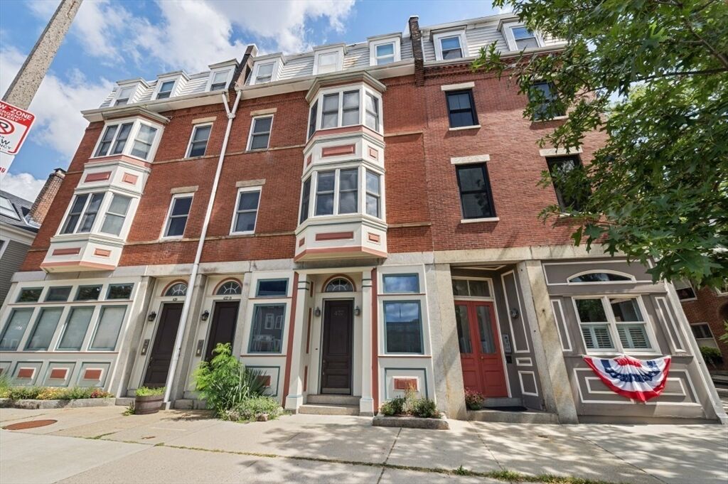Property Photo: 439 Main Street 2 MA 02129