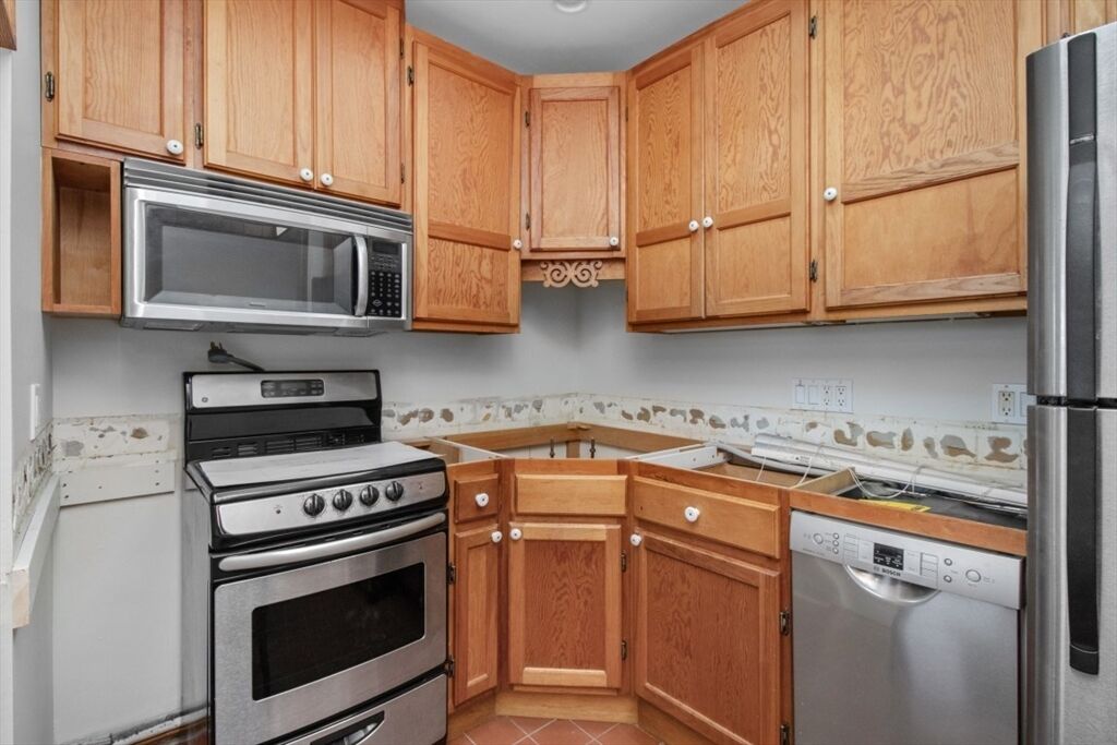 Property Photo: 439 Main Street 2 MA 02129