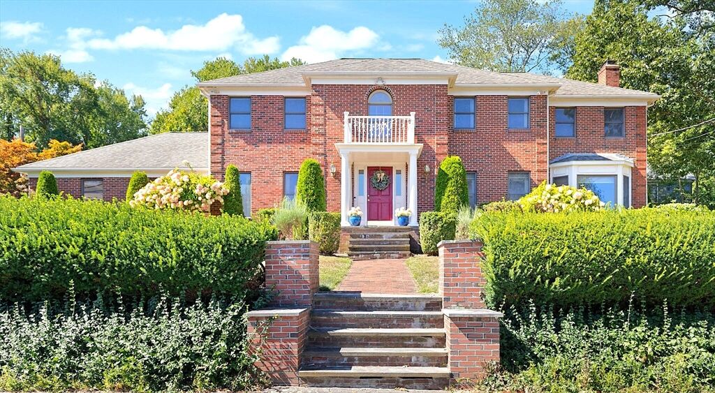 Property Photo: 93 Brewster Dr MA 02062