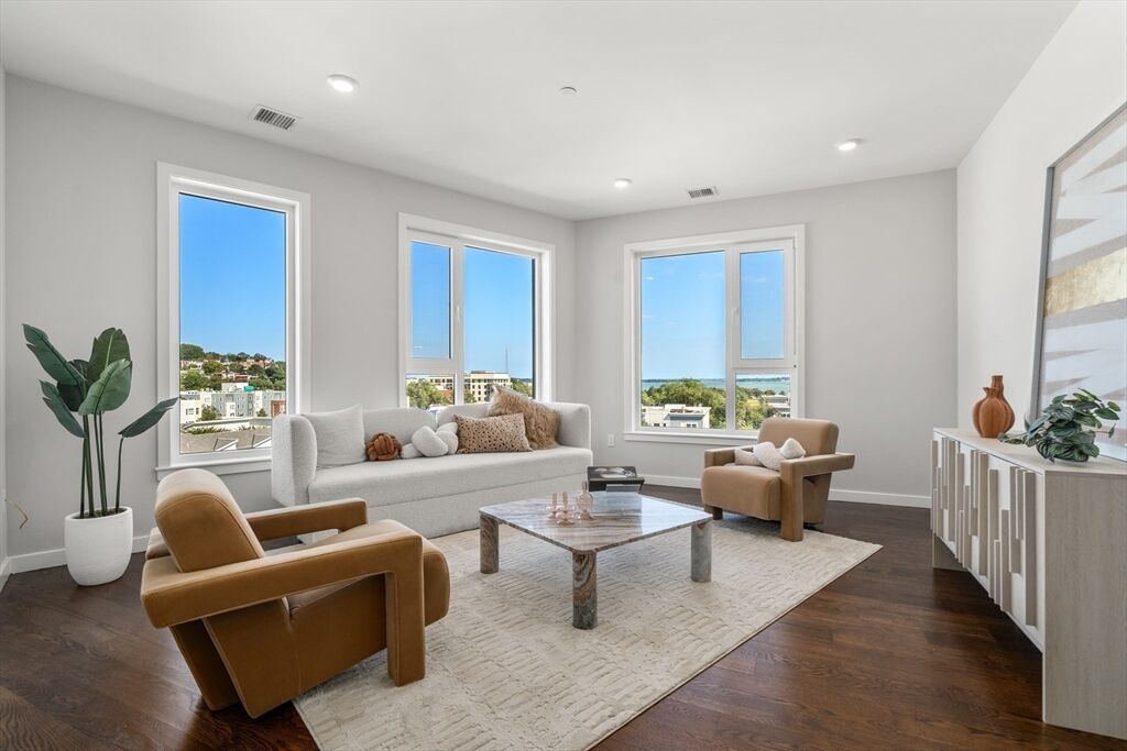 Property Photo:  267 Old Colony 605  MA 02127 