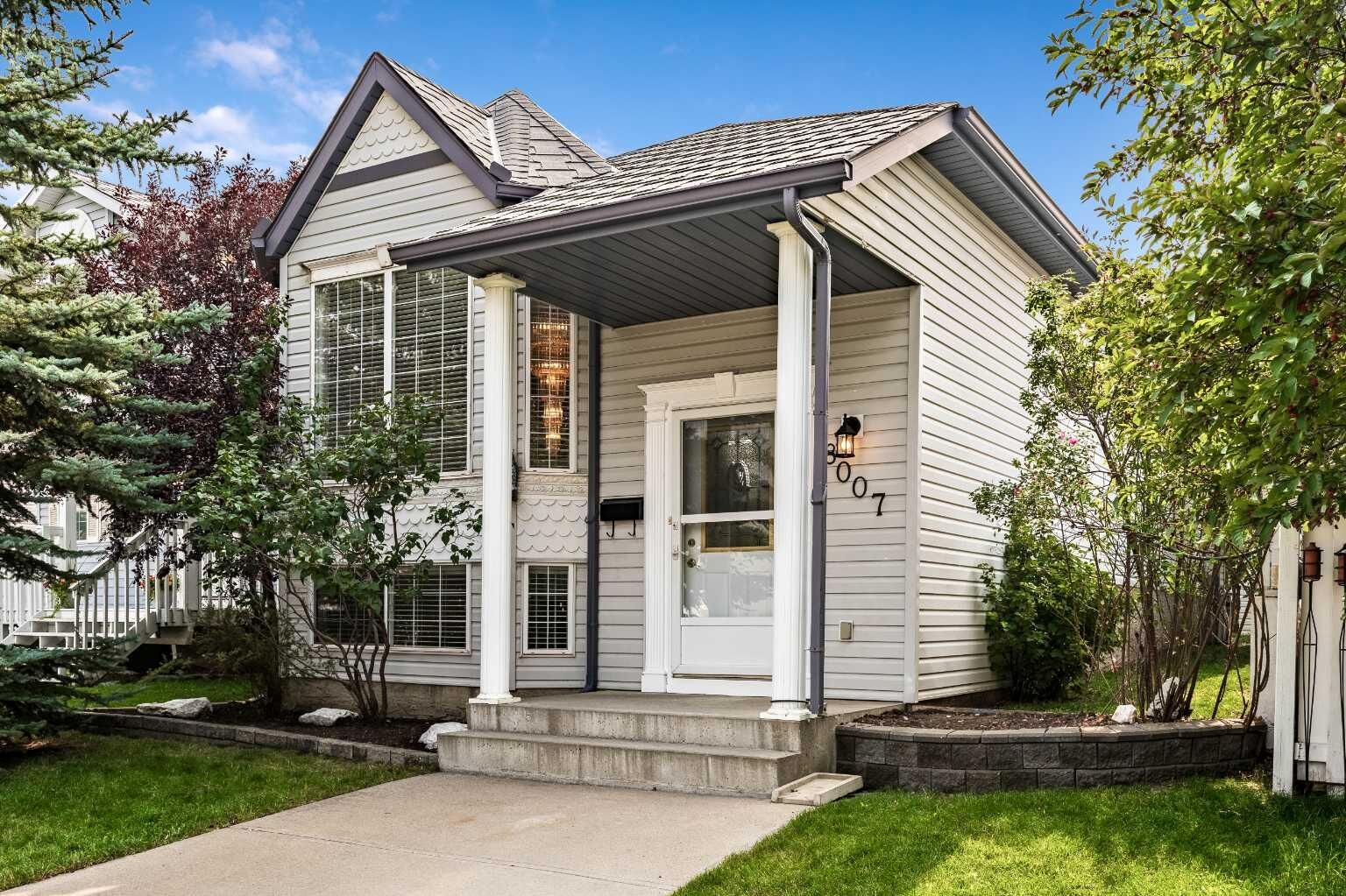 Property Photo:  8007 Laguna Way NE  AB T1T 7A4 