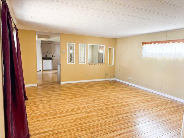 Property Photo: 5029 34 Street 217 AB T4N 0P4