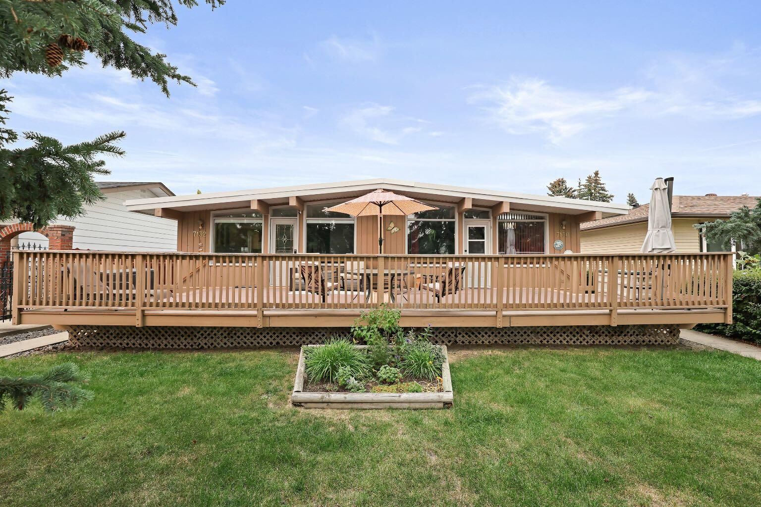 Property Photo: 7132 &Amp 7130 35 Avenue NW AB T3B 1S9