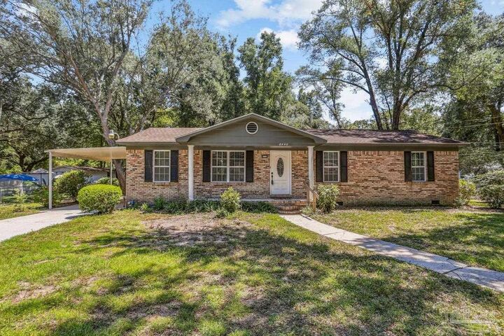 Property Photo:  8440 Kipling St  FL 32514 