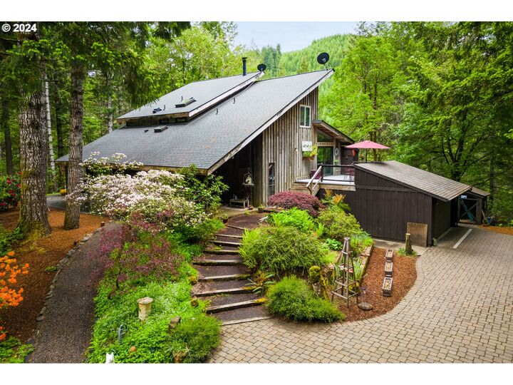 Property Photo:  12251 SW East Creek Rd  OR 97396 