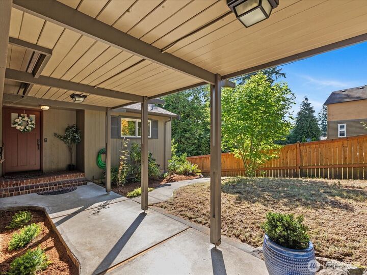 Property Photo:  13514  3rd Avenue NE  WA 98125 