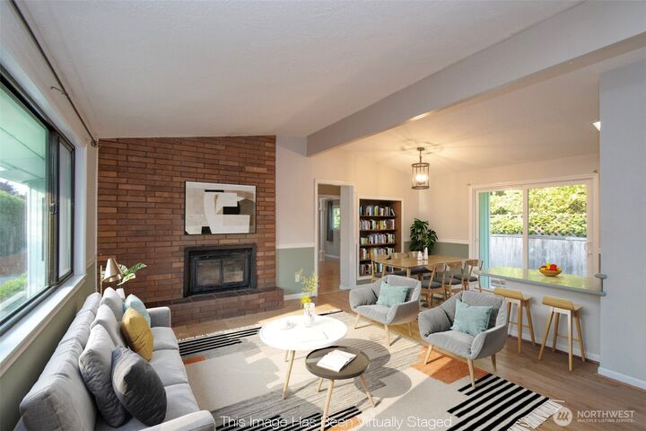 Property Photo:  1405 W 10th Street  WA 98363 