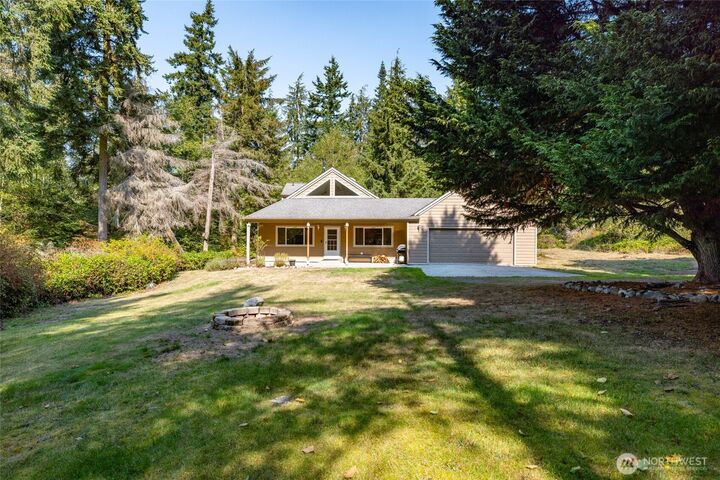 Property Photo:  345  Woods Lane  WA 98239 