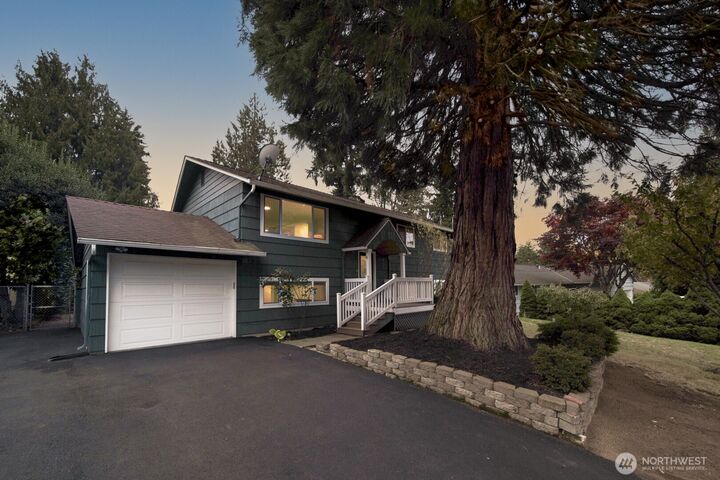 Property Photo:  12828  110th Avenue NE  WA 98034