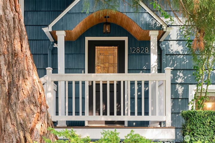 Property Photo:  12828  110th Avenue NE  WA 98034