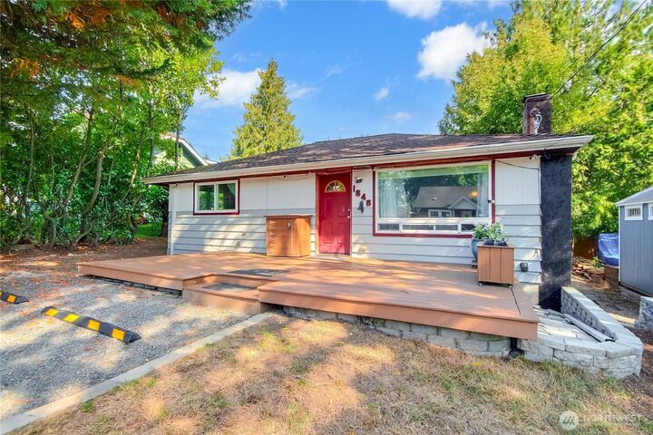 Property Photo: 1646 S 124th Street WA 98168