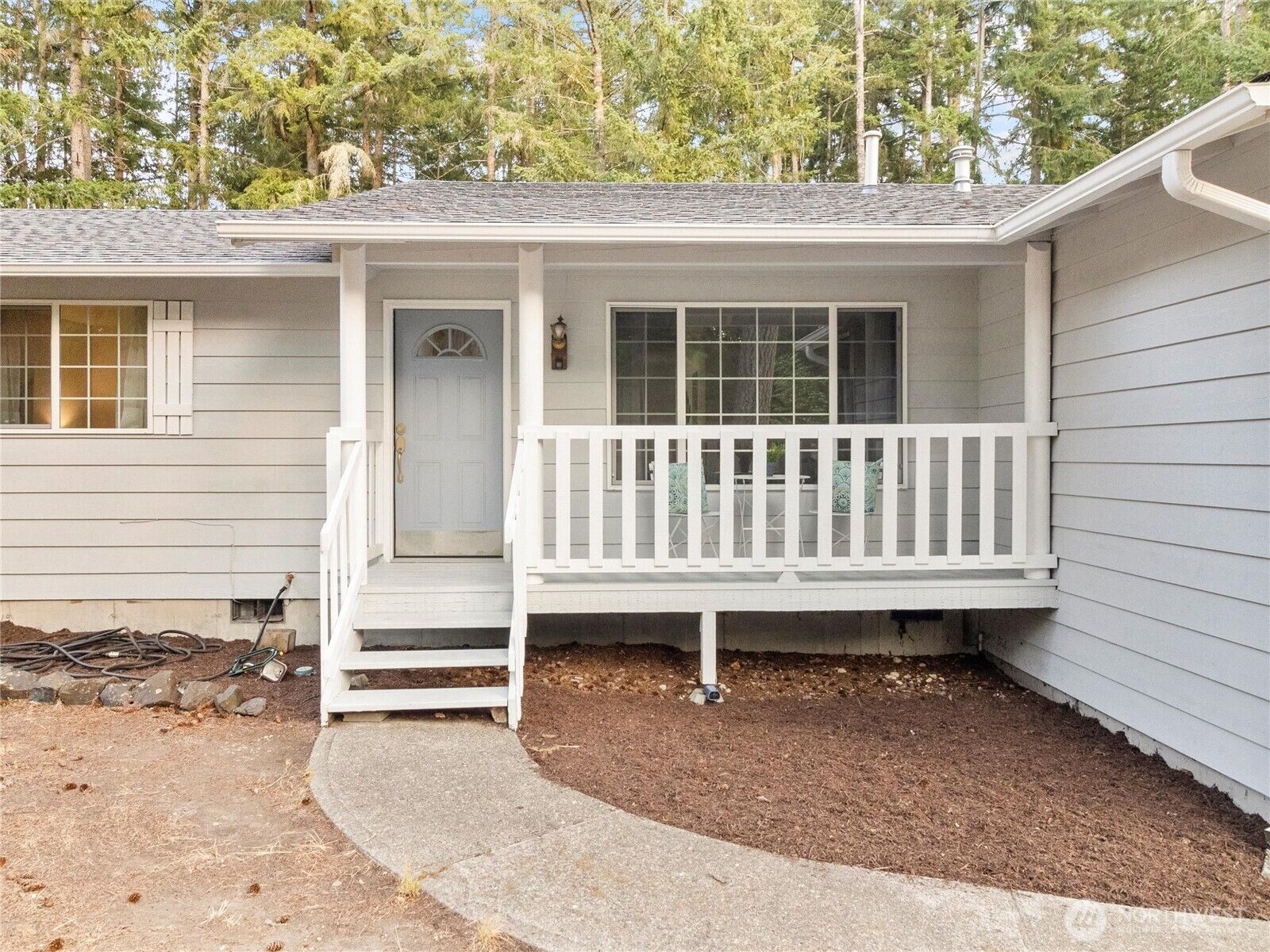 Property Photo:  4802  Delores Drive NE  WA 98516 