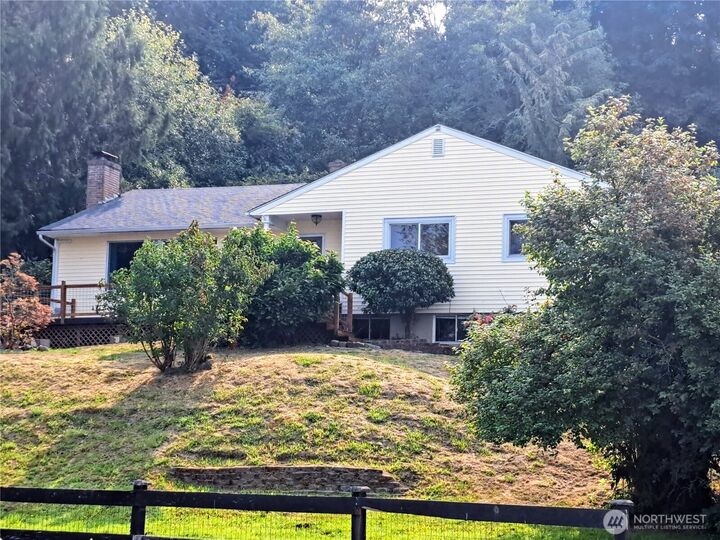 1355  Ahlstrom Road E  Port Orchard WA 98366 photo