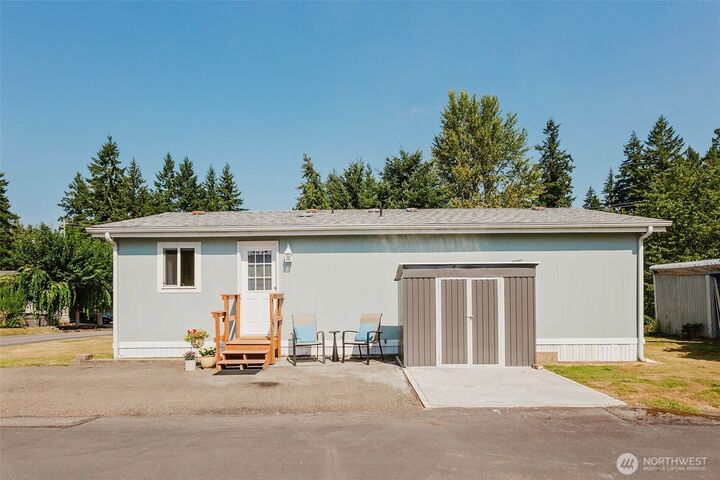 Property Photo:  512 SW Berry Lake Road 26  WA 98366 
