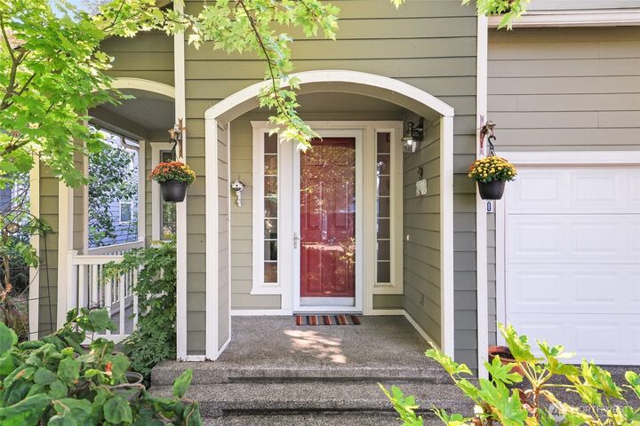 Property Photo:  9020  178th Street Ct E  WA 98375 