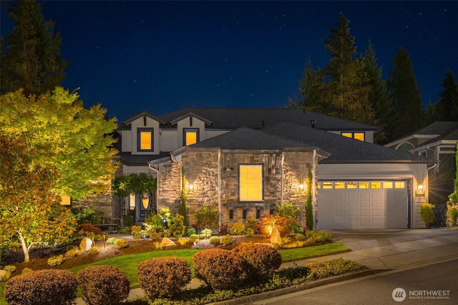 Property Photo: 12438 243rd Place NE WA 98053