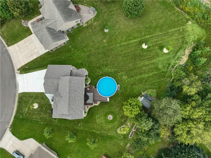 Property Photo: 925 Bluffview Circle WI 54729
