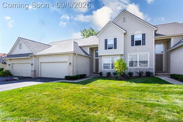 Property Photo: 1270 Alameda Boulevard 40 MI 48085