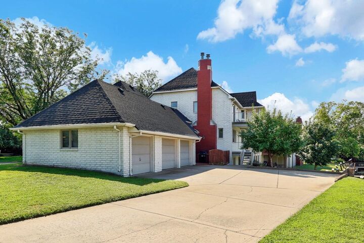 Property Photo: 4717 N Cobblestone St KS 67204