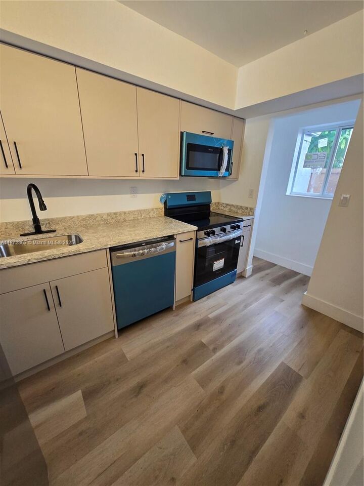 Property Photo:  15124 SW 81st St 102  FL 33193 