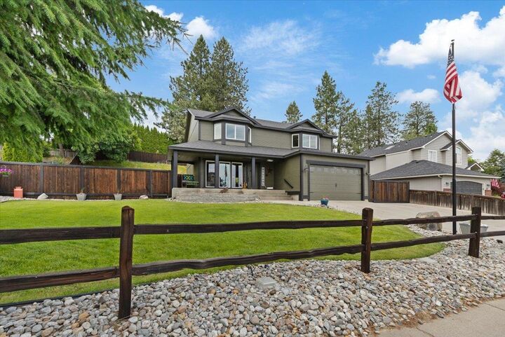 Property Photo:  811 E Tudor Ct  WA 99208 