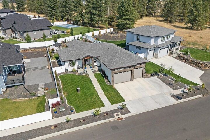 Property Photo: 4210 W Pine Cliff Dr WA 99208