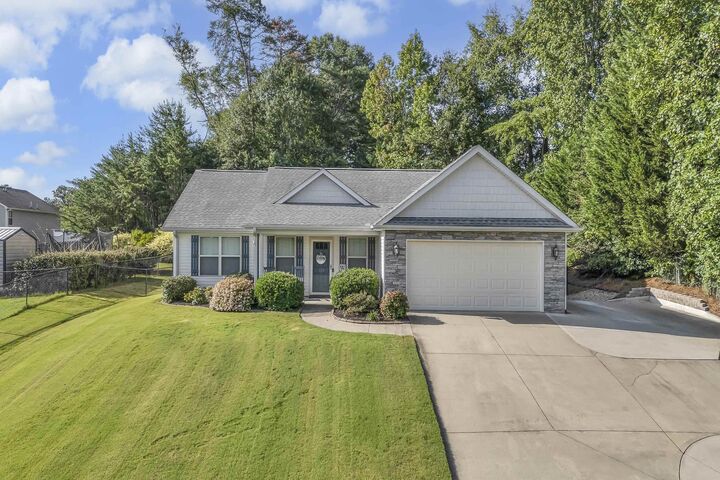 Property Photo: 120 Autumn Hill Road SC 29651