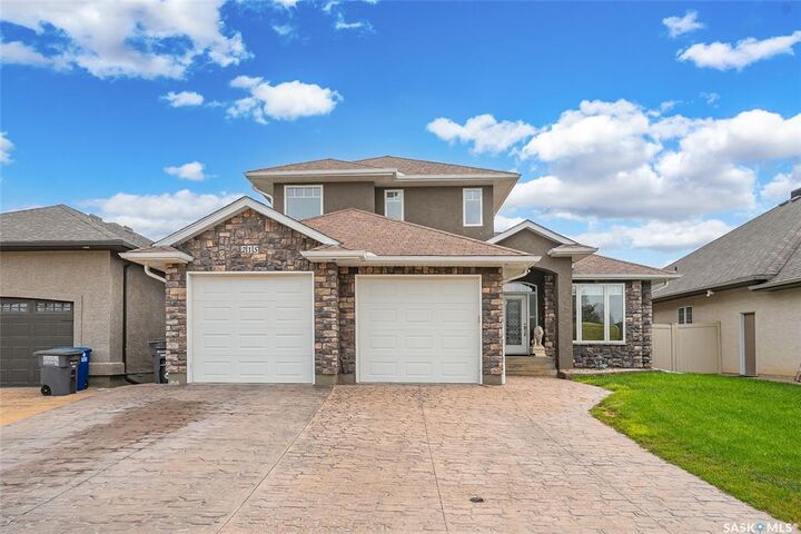 215 Beechwood Crescent  Saskatoon SK S7V 1K6 photo