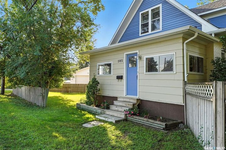 Property Photo: 105 115th Street E SK S7N 2E1