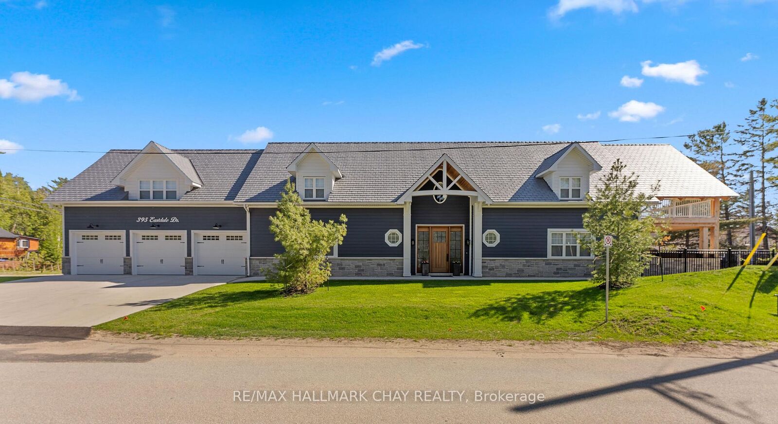 Property Photo:  395 Eastdale Drive  ON L9Z 2P4 