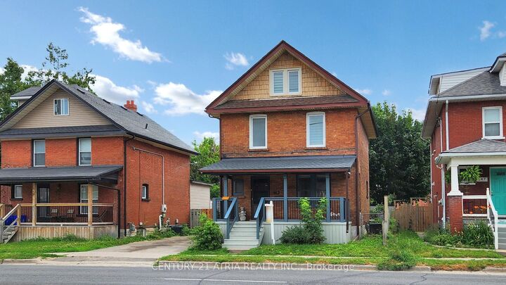 Property Photo: 149 Adelaide Avenue E ON L1G 1Z2