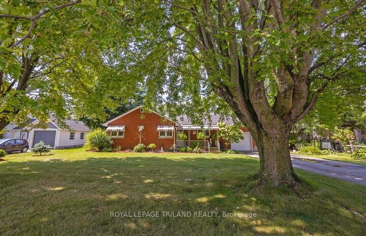 Property Photo:  236 Sunset Drive  ON N5R 3C3 