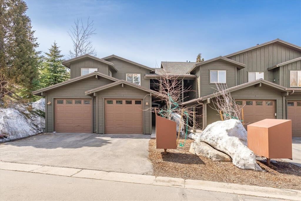 Property Photo:  10620 Boulders Road  CA 96161 