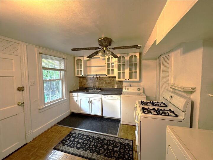 Property Photo:  126 S 11th St  PA 15203 