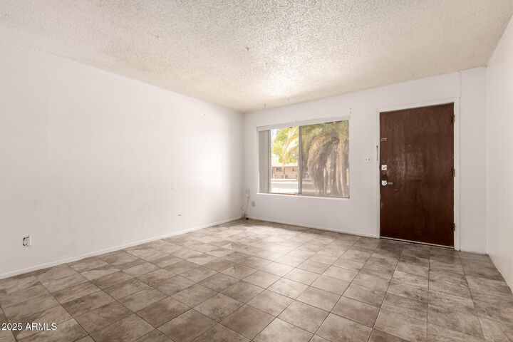 Property Photo:  17 E Cairo Drive  AZ 85282 