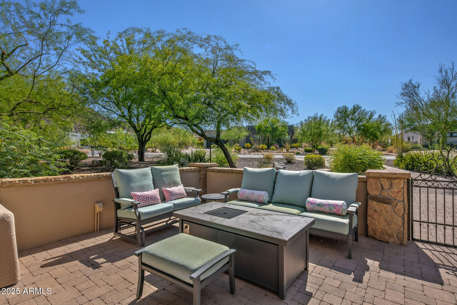 Property Photo:  34730 N Los Reales Drive  AZ 85377 
