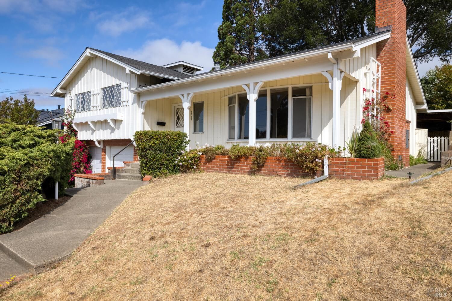Property Photo: 1017 Country Club Drive CA 94952