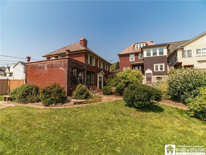 Property Photo:  25 School Street  PA 16701 
