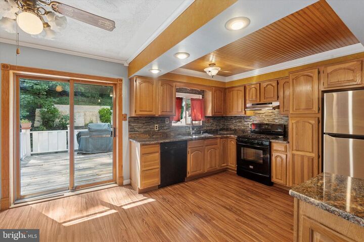 Property Photo: 7224 Valley Avenue PA 19128