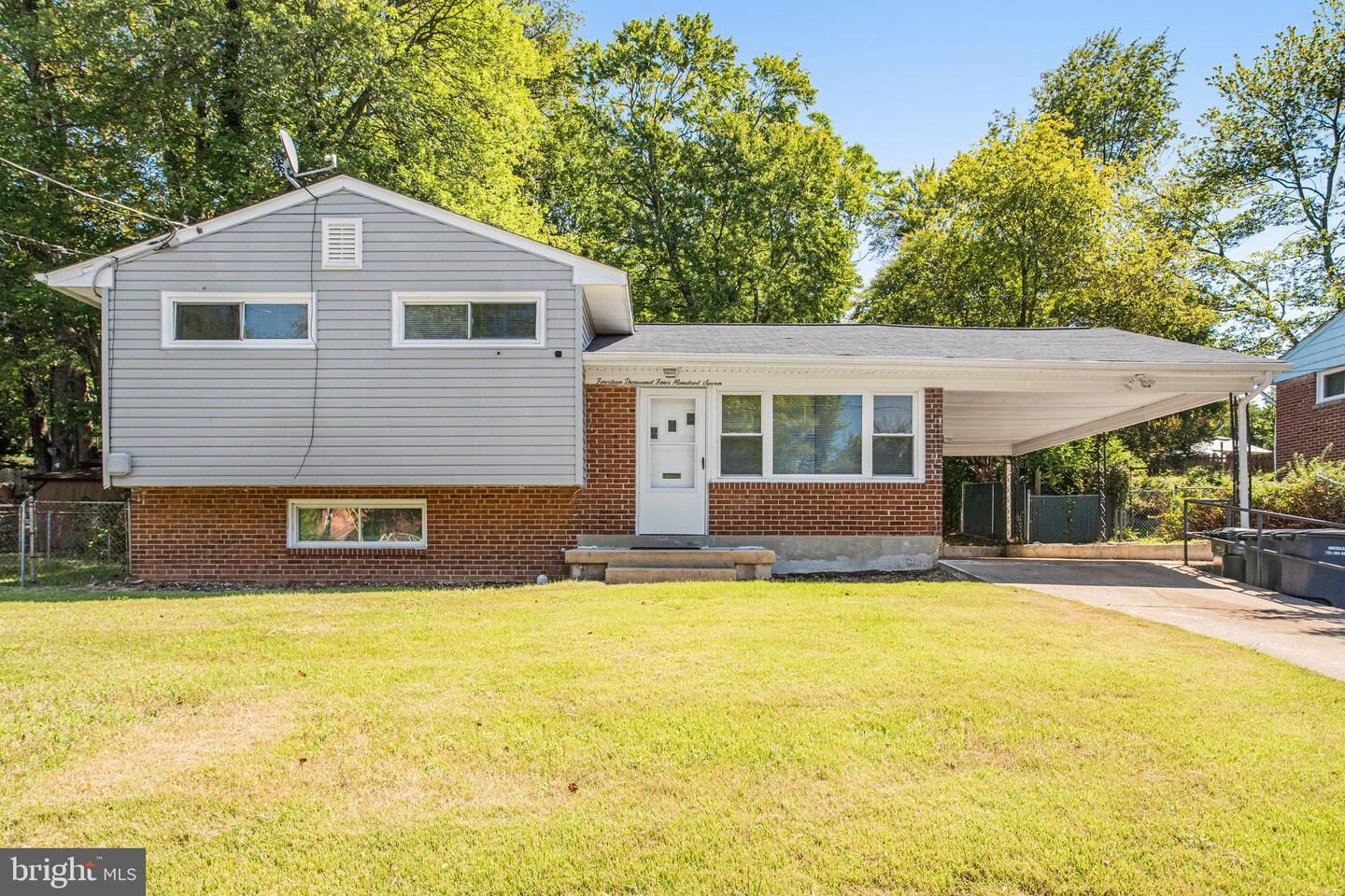 Property Photo:  14407 Gemstone Drive  VA 22191 