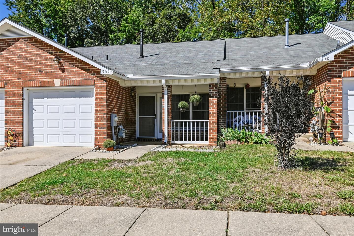 Property Photo:  904 Yardarm Lane  MD 21401 