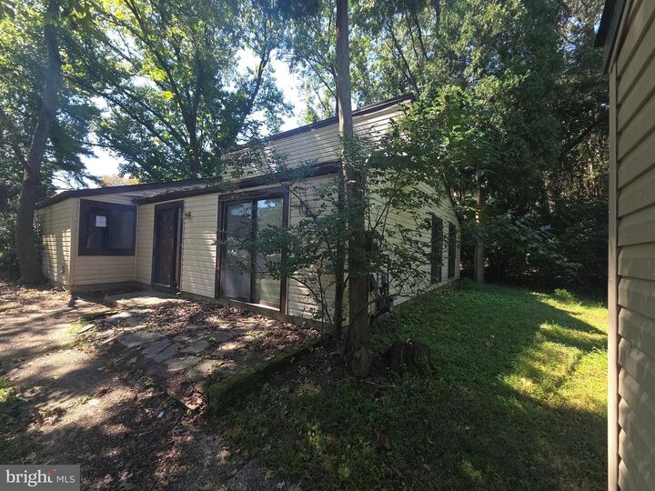 Property Photo:  9029 Flicker Place  MD 21045 