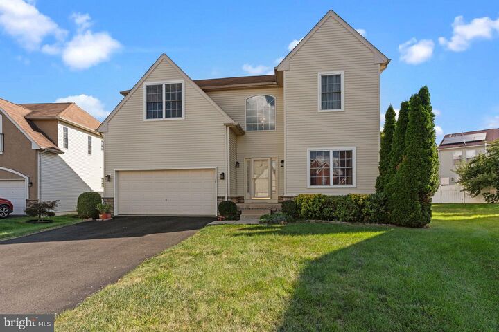 2710 Riverhouse Road  Philadelphia PA 19114 photo