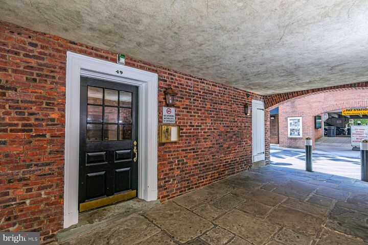 Property Photo:  49 Palmer Sq W D  NJ 08542 