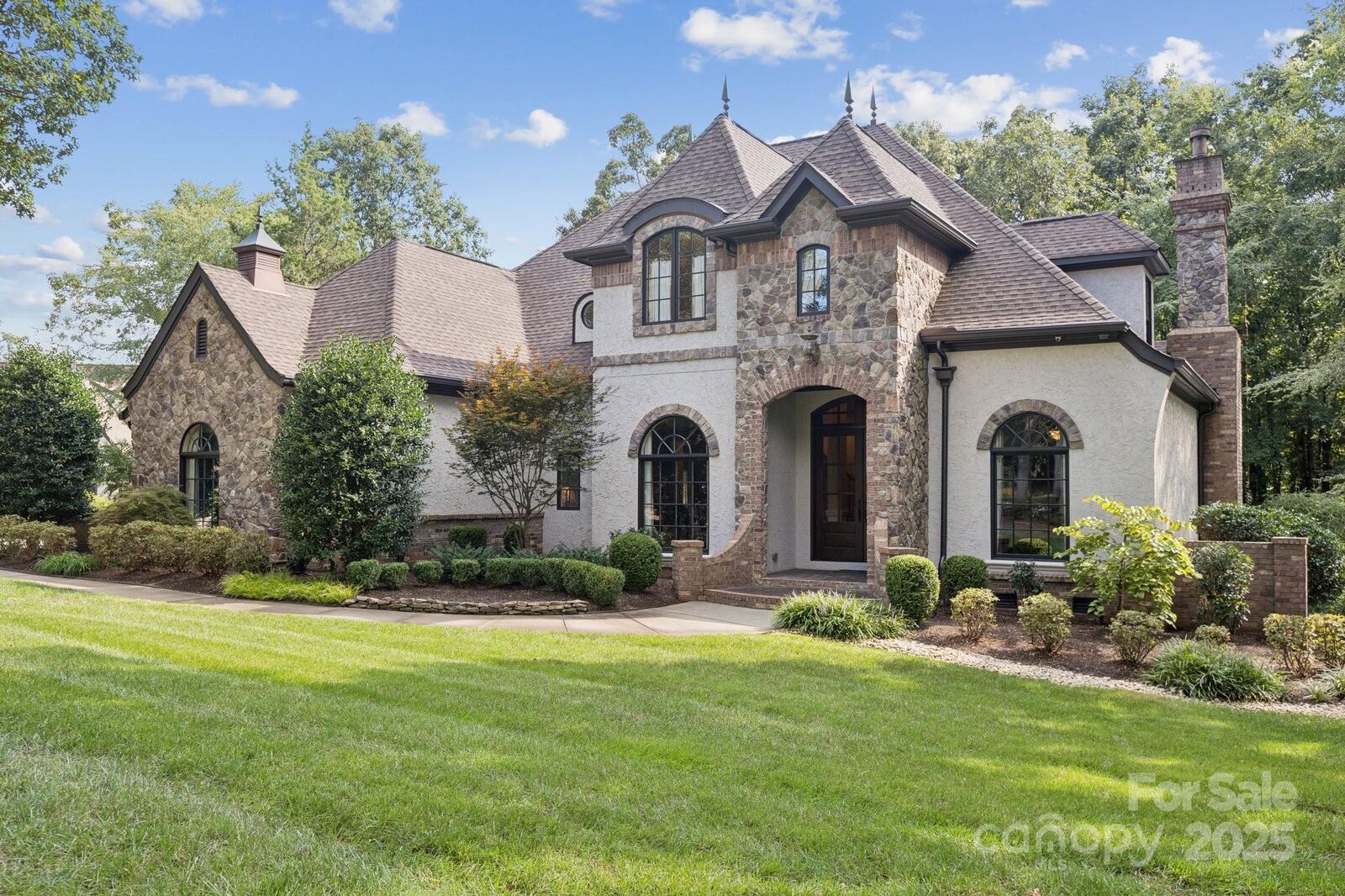 Property Photo: 2900 Cutter Court NC 28173