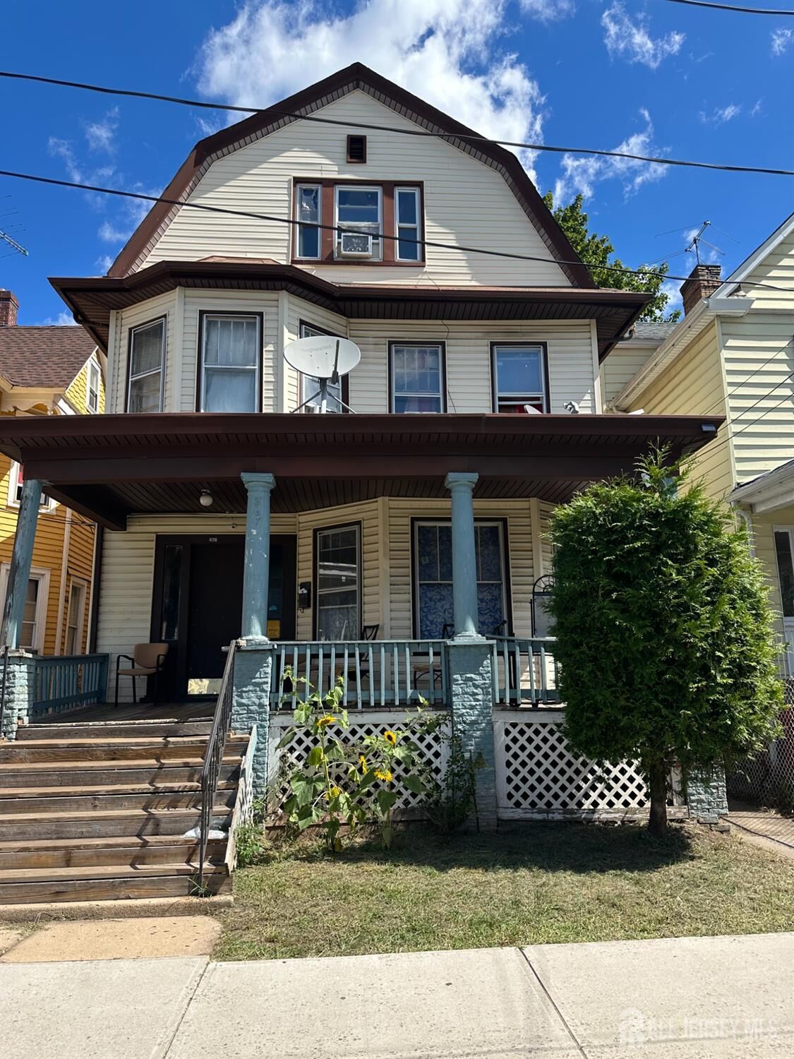 Property Photo:  267 Handy Street  NJ 08901 
