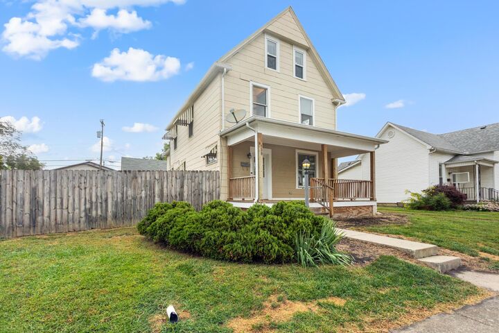 Property Photo:  139 Washington Avenue  OH 43140 