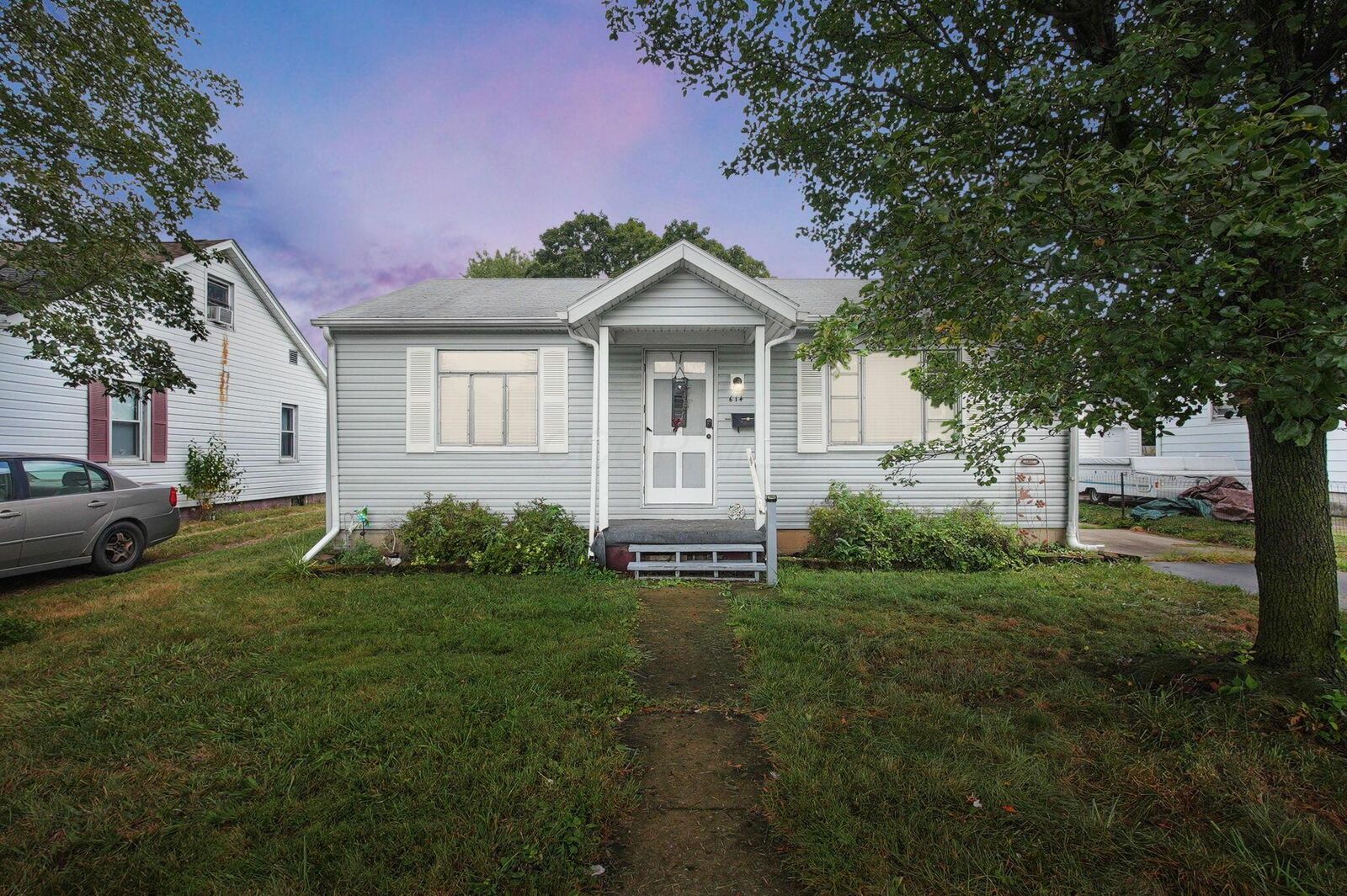 Property Photo:  614 Renick Avenue  OH 43113 